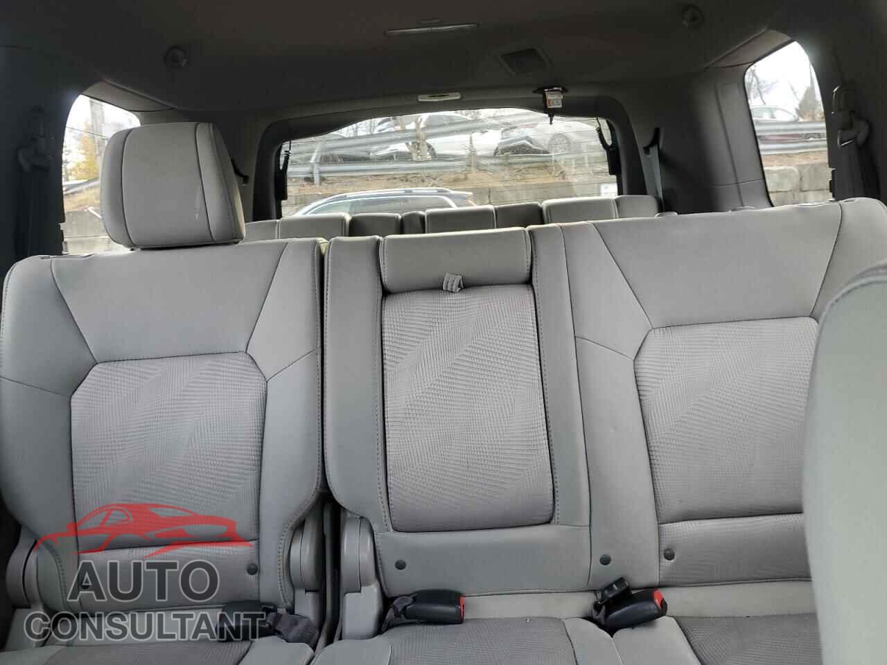 HONDA PILOT 2013 - 5FNYF4H20DB062181