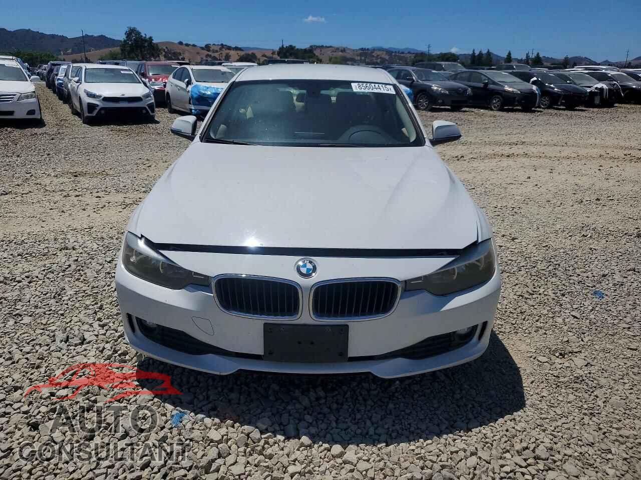 BMW 3 SERIES 2013 - WBA3B1C50DF462207