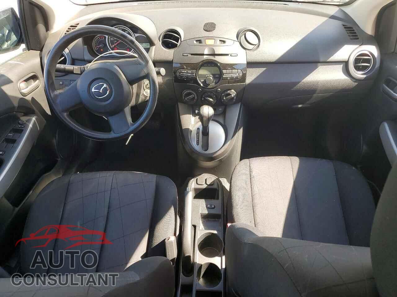 MAZDA 2 2014 - JM1DE1KZ7E0172974