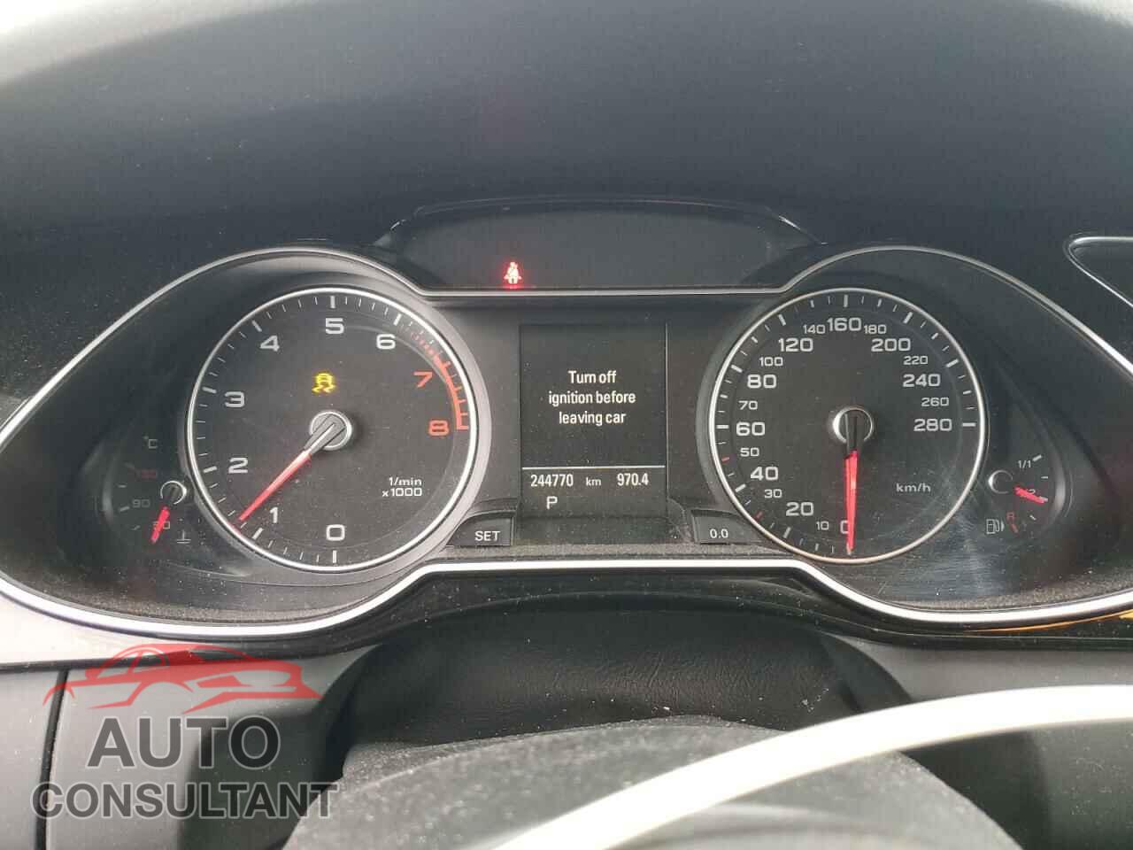 AUDI A4 2015 - WAUFFCFLXFN014251