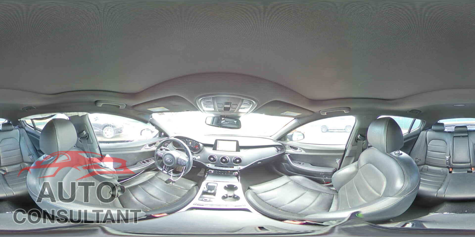 KIA STINGER 2019 - KNAE55LC4K6058992