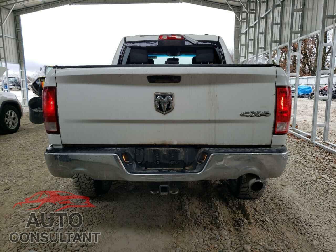 DODGE RAM 1500 2012 - 1C6RD7LT8CS167734