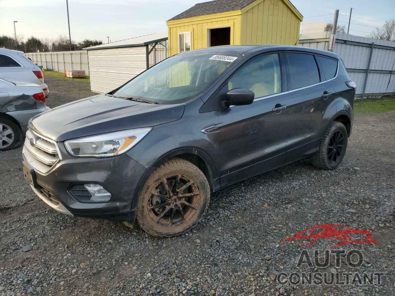 FORD ESCAPE 2017 - 1FMCU9GD5HUC27232