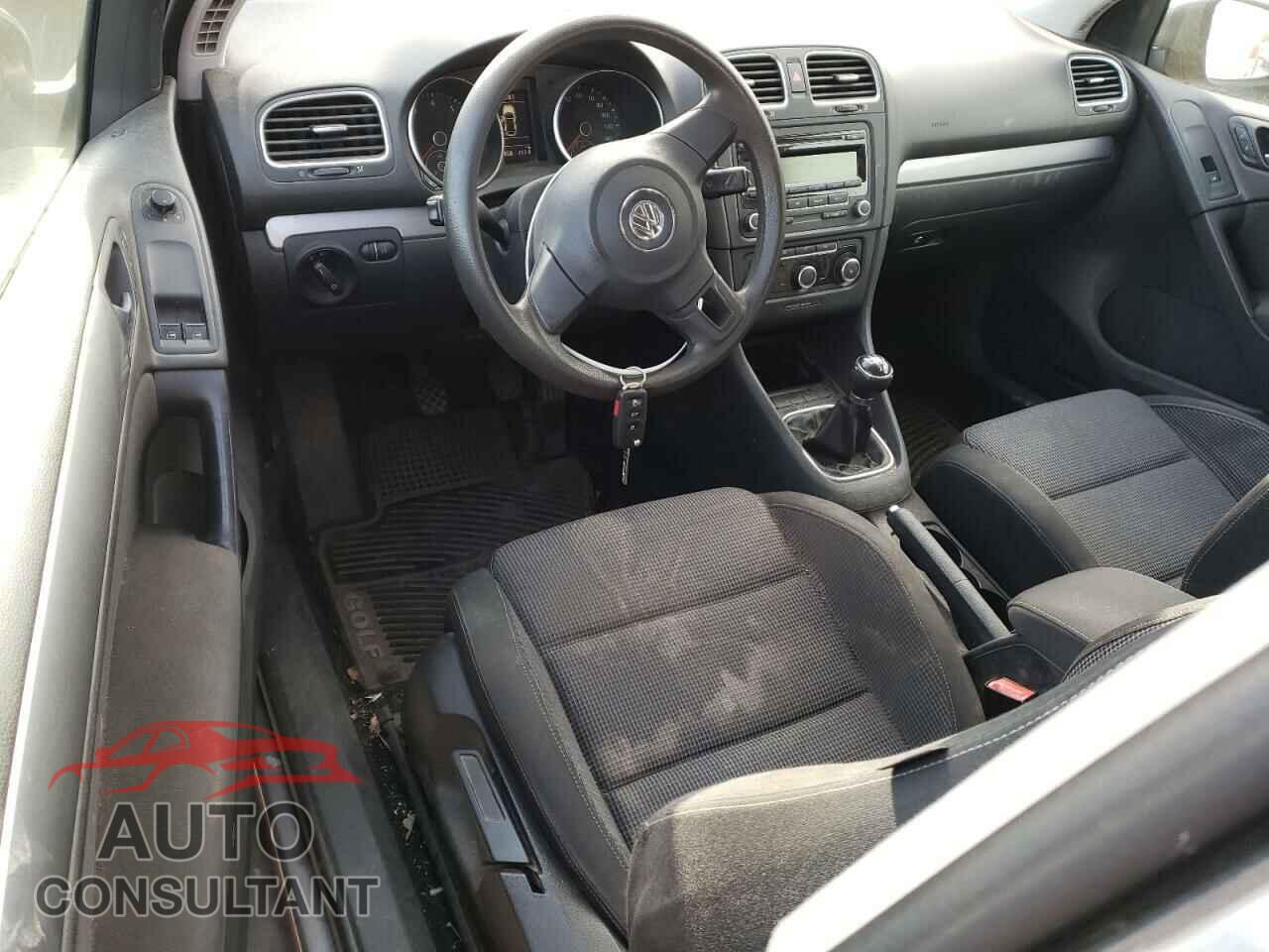VOLKSWAGEN GOLF 2012 - WVWAB7AJXCW299075