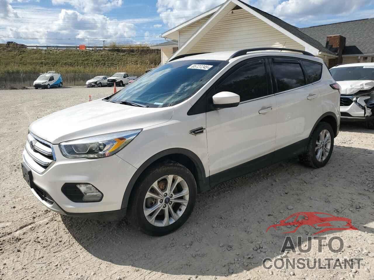 FORD ESCAPE 2017 - 1FMCU9GD8HUE44516