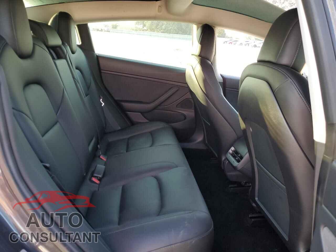 TESLA MODEL 3 2019 - 5YJ3E1EA0KF314399