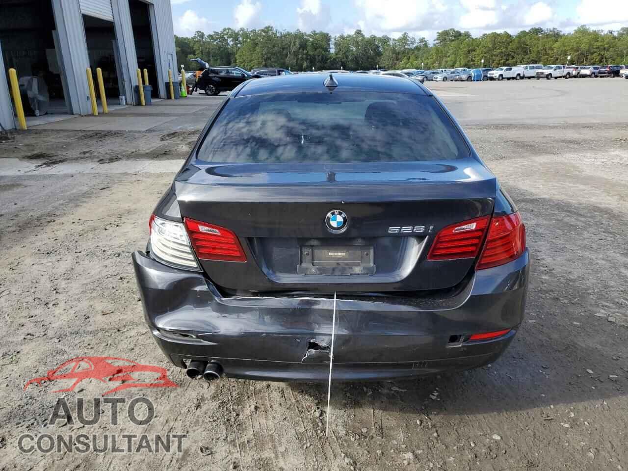 BMW 5 SERIES 2015 - WBA5A5C54FD525200