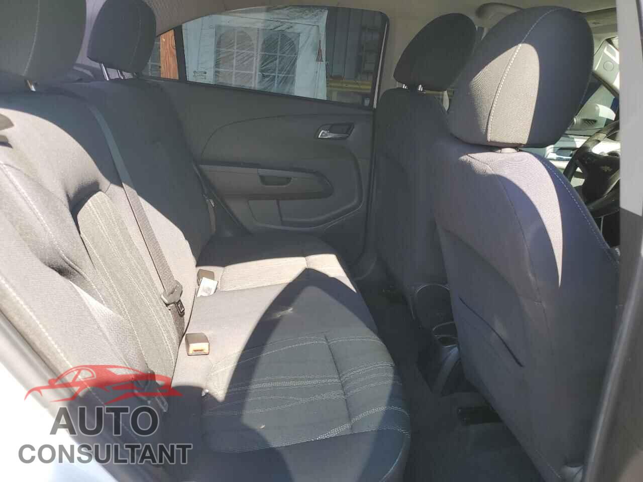 CHEVROLET SONIC 2014 - 1G1JC5SG5E4200870
