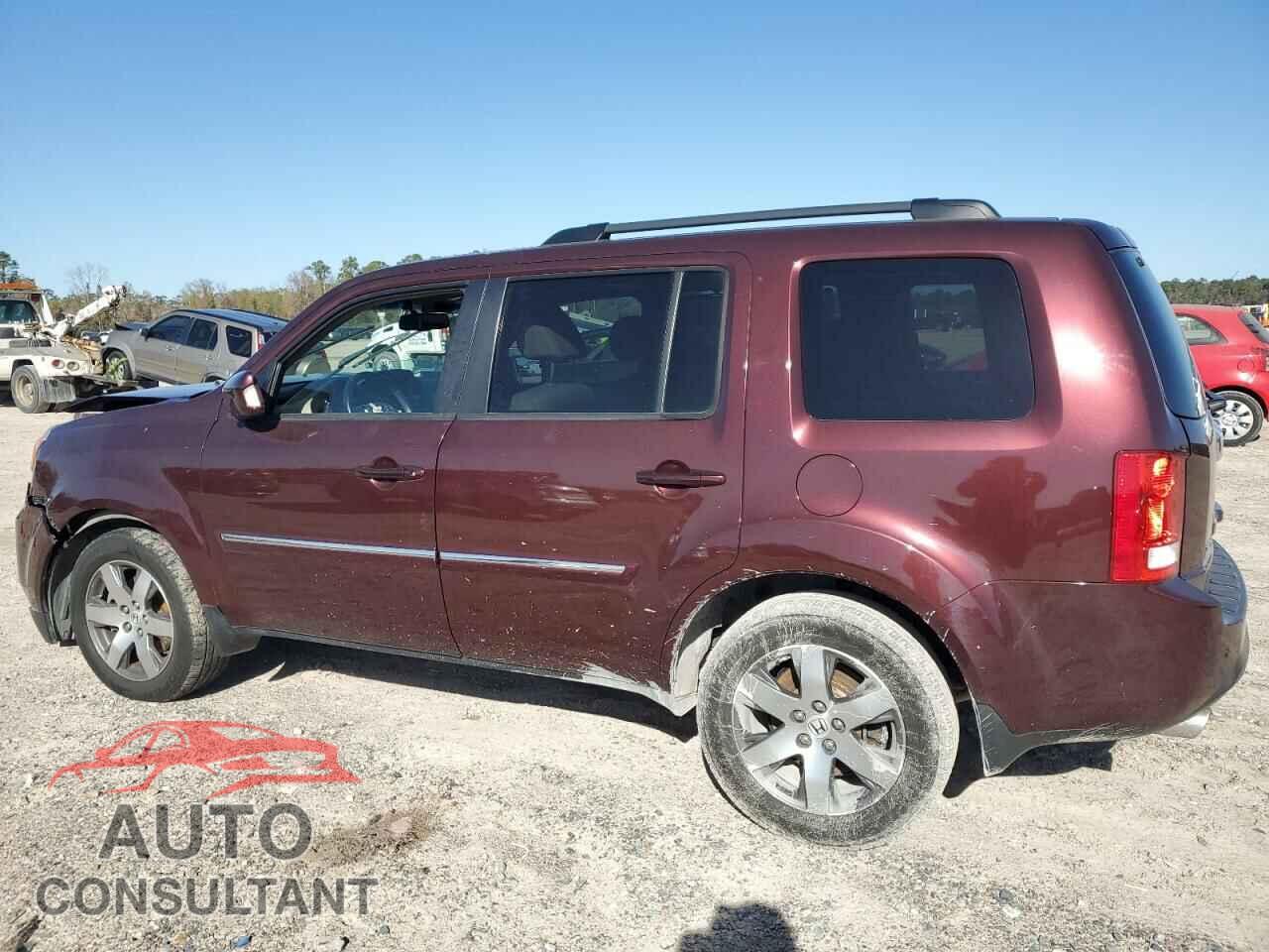 HONDA PILOT 2013 - 5FNYF4H99DB072575