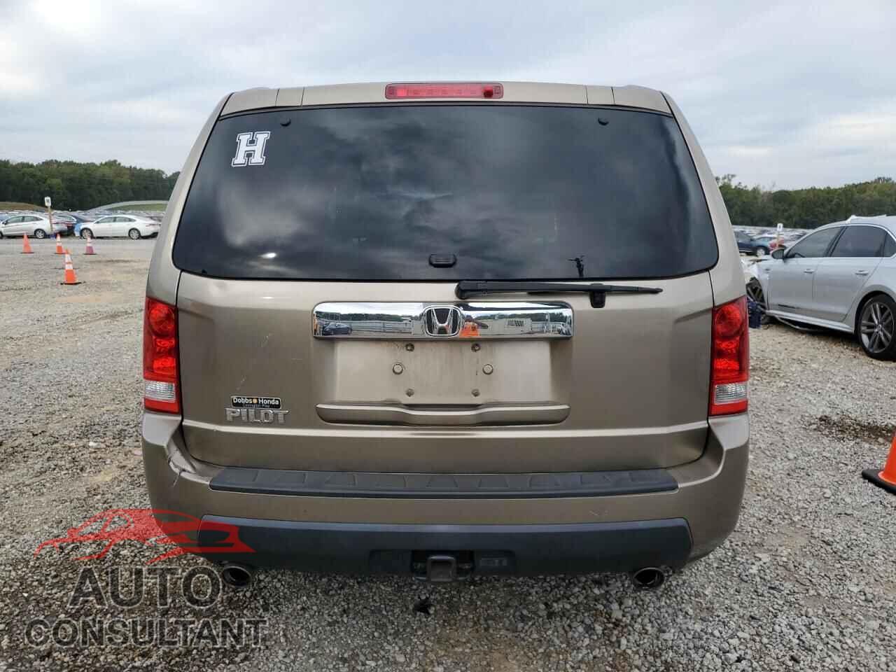 HONDA PILOT 2011 - 5FNYF3H20BB036607