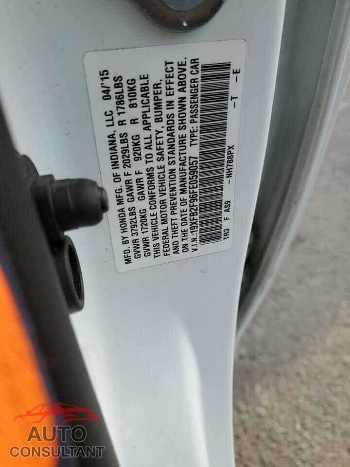 HONDA CIVIC 2015 - 19XFB2F96FE059057