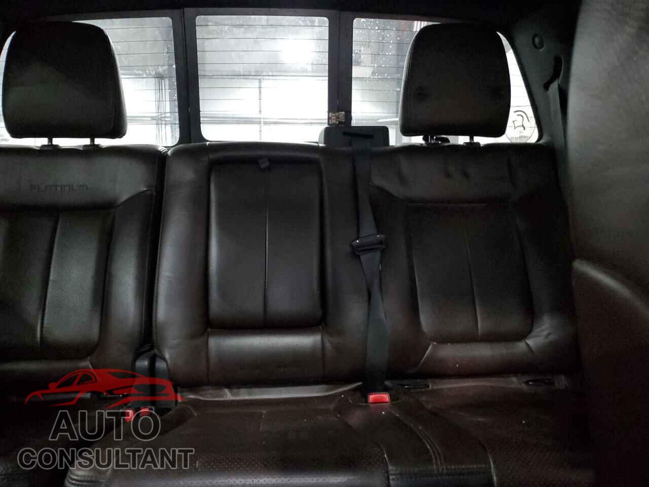 FORD F-150 2010 - 1FTFW1EV3AFA72070