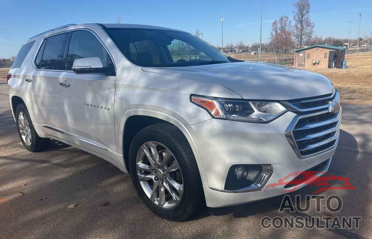 CHEVROLET TRAVERSE 2018 - 1GNEVKKW4JJ202329