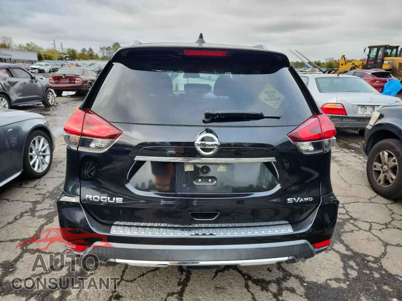 NISSAN ROGUE 2017 - KNMAT2MV3HP619613