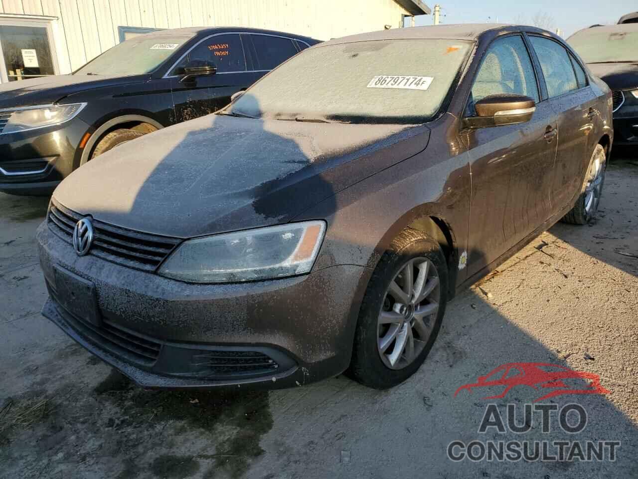 VOLKSWAGEN JETTA 2011 - 3VWDX7AJ5BM397277