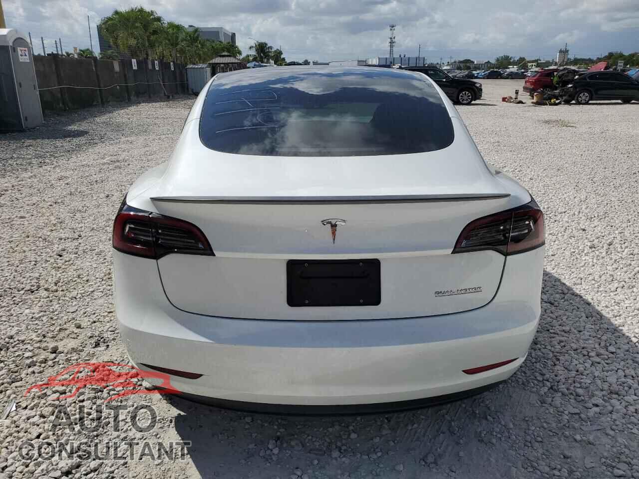 TESLA MODEL 3 2023 - 5YJ3E1EC3PF551719