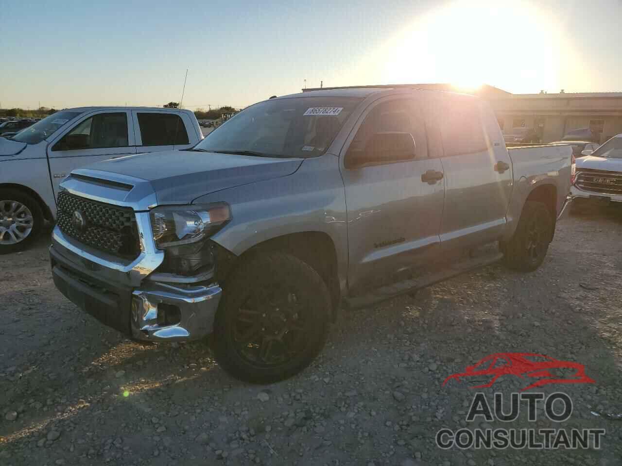 TOYOTA TUNDRA 2019 - 5TFEM5F1XKX141451