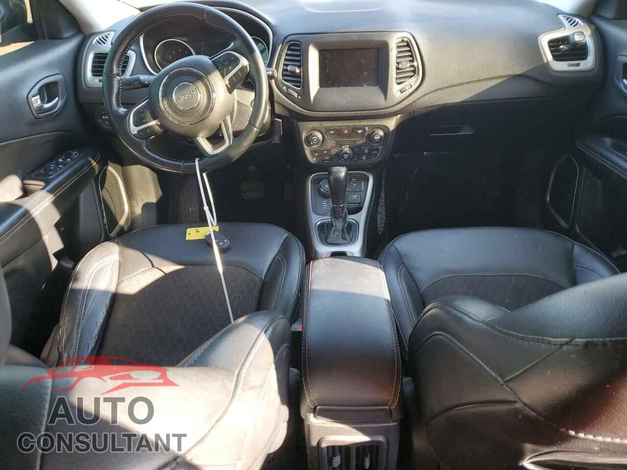 JEEP COMPASS 2020 - 3C4NJDBB4LT164917