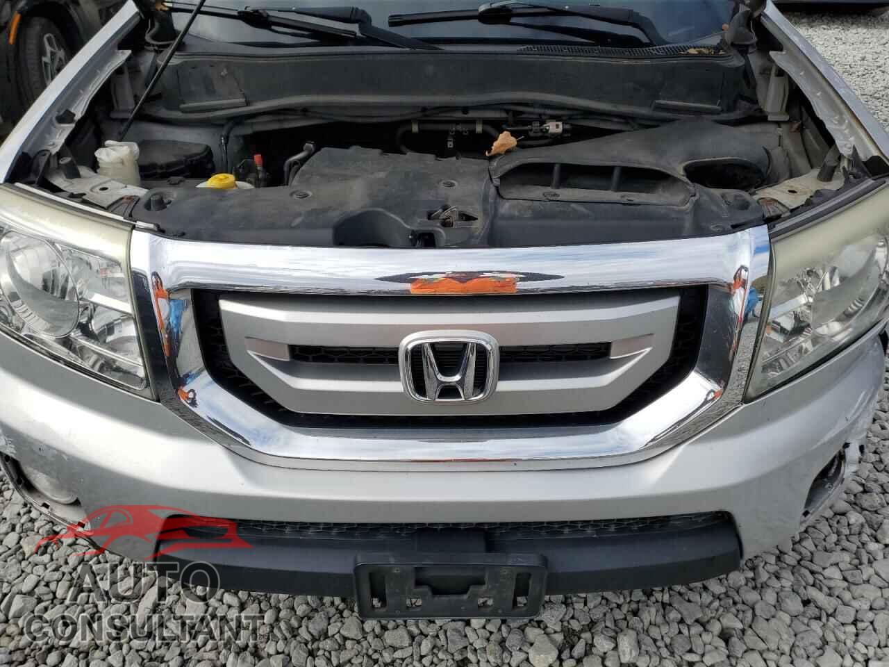 HONDA PILOT 2009 - 5FNYF48929B016937