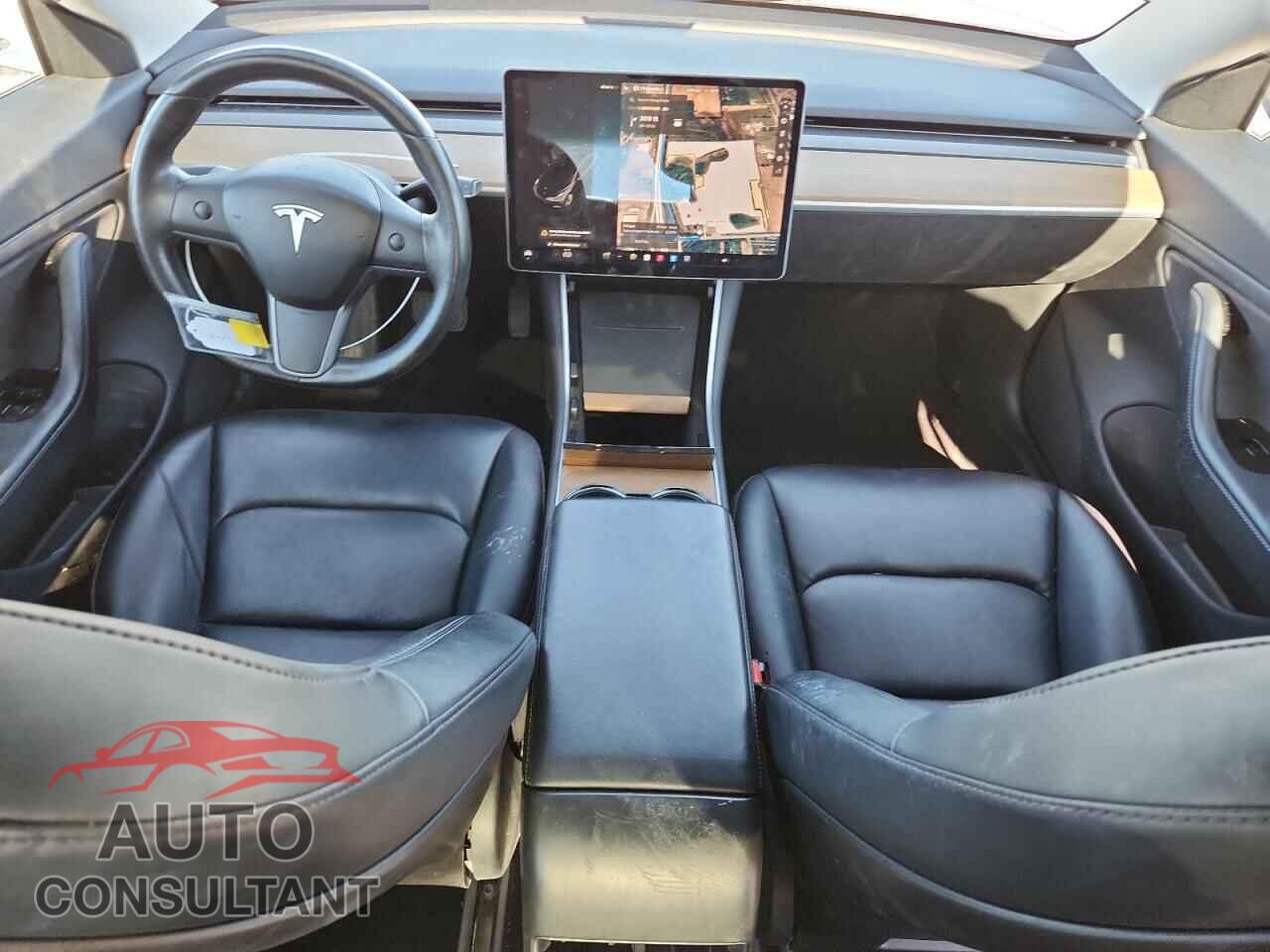TESLA MODEL 3 2018 - 5YJ3E1EBXJF087374