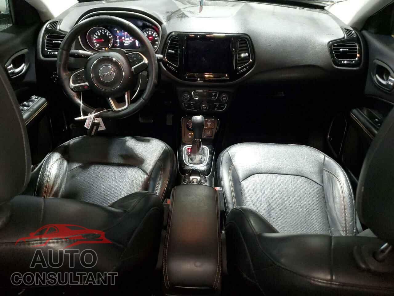 JEEP COMPASS 2017 - 3C4NJDCB1HT671831