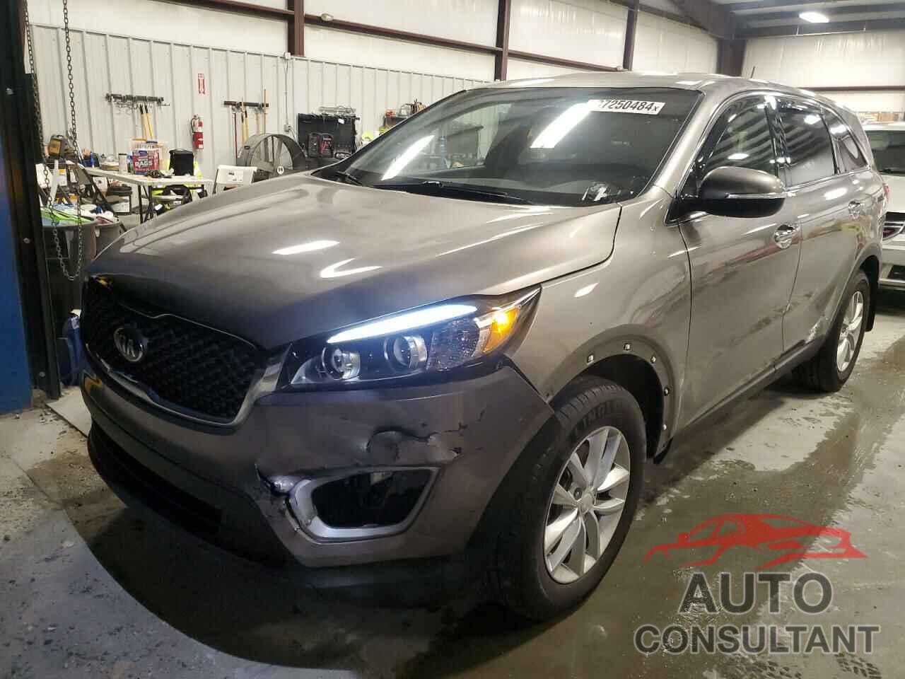 KIA SORENTO 2018 - 5XYPG4A37JG425625
