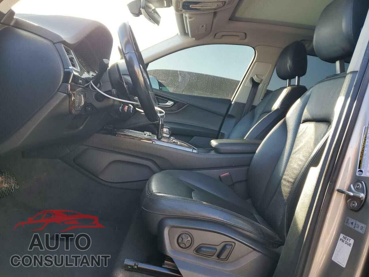 AUDI Q7 2017 - WA1LAAF73HD048207