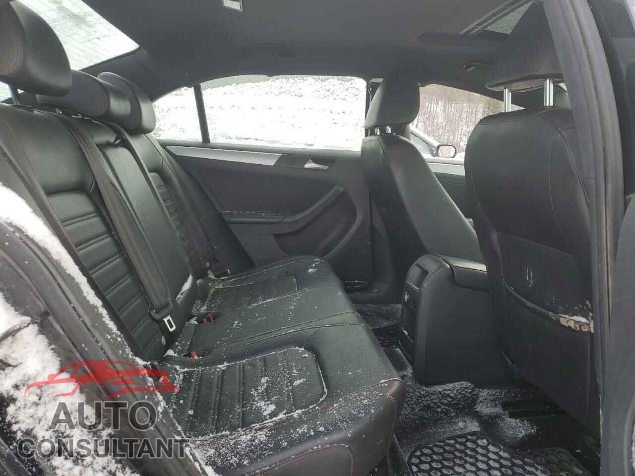 VOLKSWAGEN JETTA 2014 - 3VW5T7AJ4EM363884