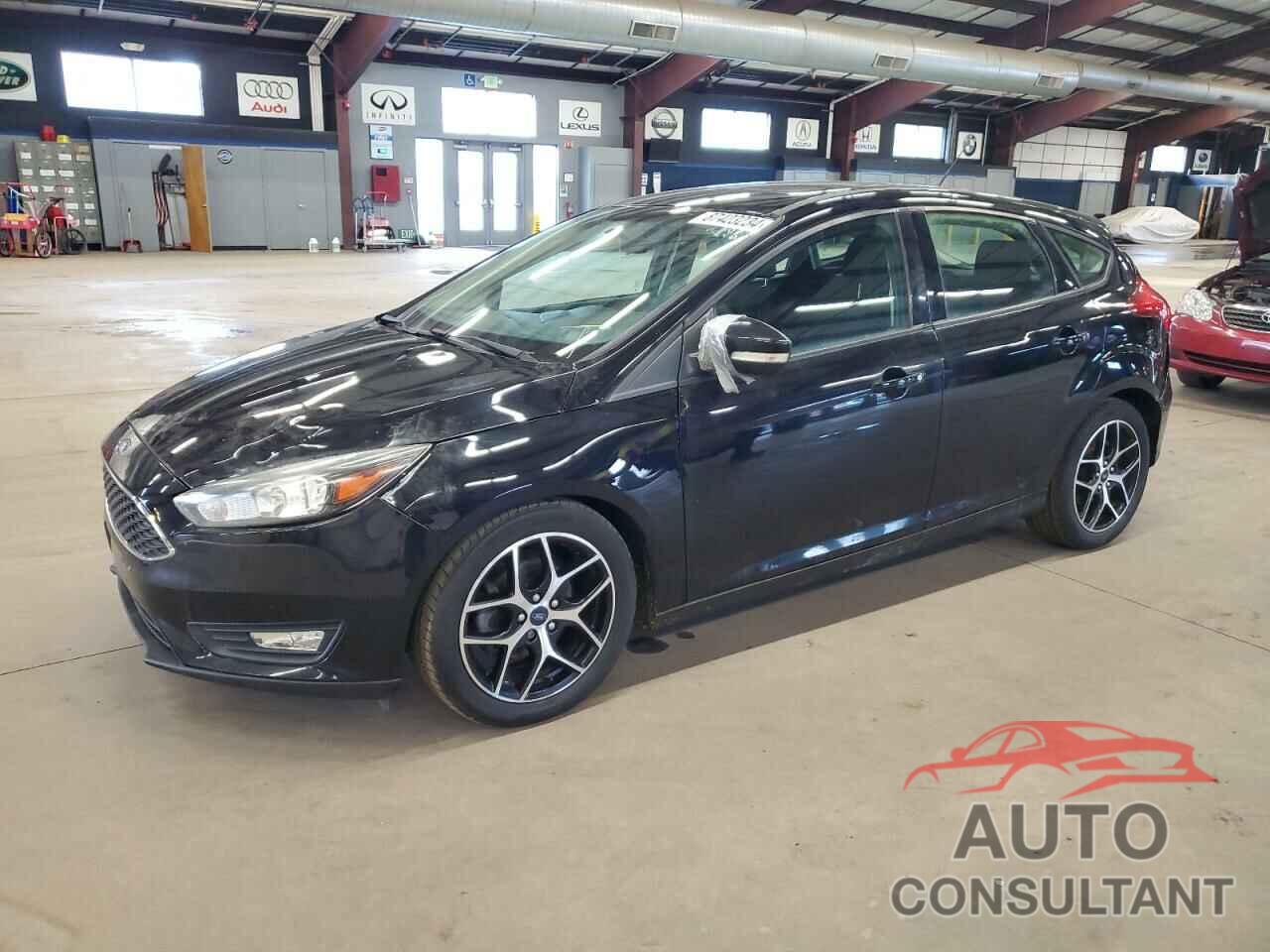 FORD FOCUS 2018 - 1FADP3M25JL208343