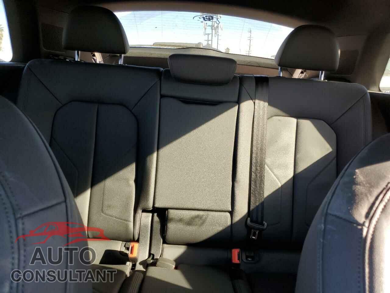 AUDI Q3 2021 - WA1DECF36M1100121