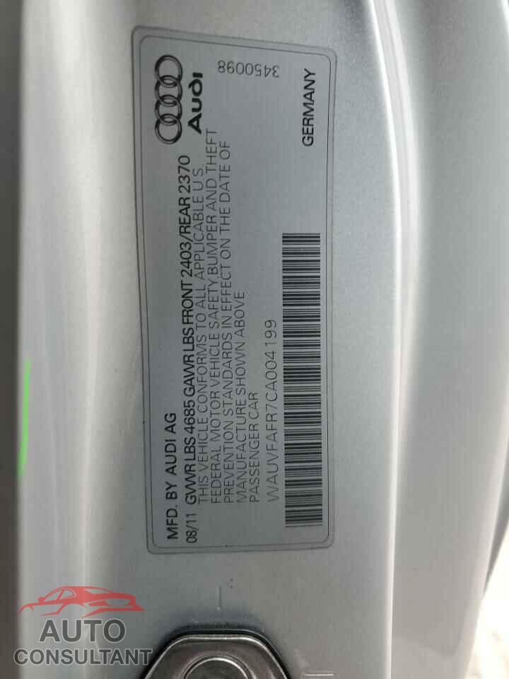 AUDI A5 2012 - WAUVFAFR7CA004199