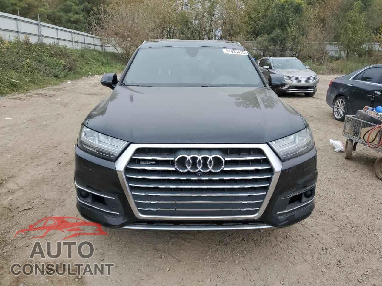 AUDI Q7 2017 - WA1VABF73HD008465