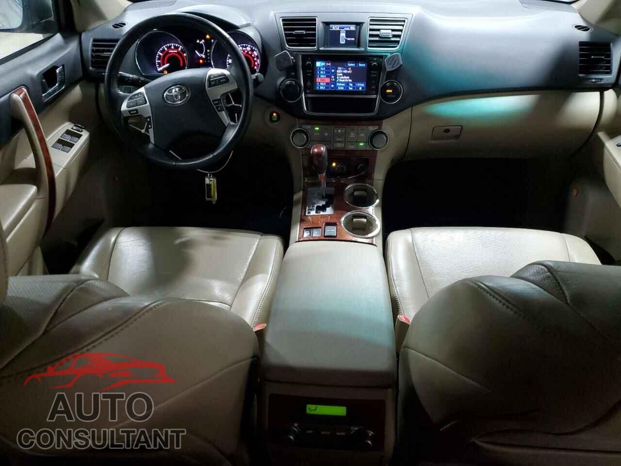 TOYOTA HIGHLANDER 2013 - 5TDDK3EH8DS259687