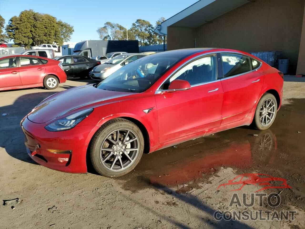 TESLA MODEL 3 2018 - 5YJ3E1EAXJF047285