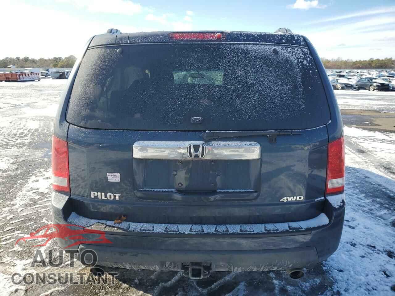 HONDA PILOT 2011 - 5FNYF4H41BB022884