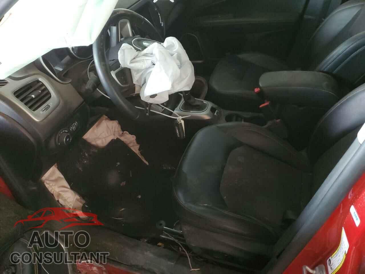 JEEP COMPASS 2019 - 3C4NJDBB8KT761020