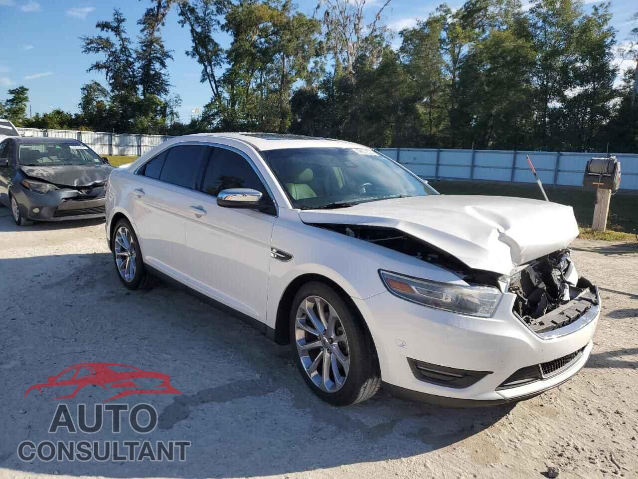 FORD TAURUS 2014 - 1FAHP2F82EG136500
