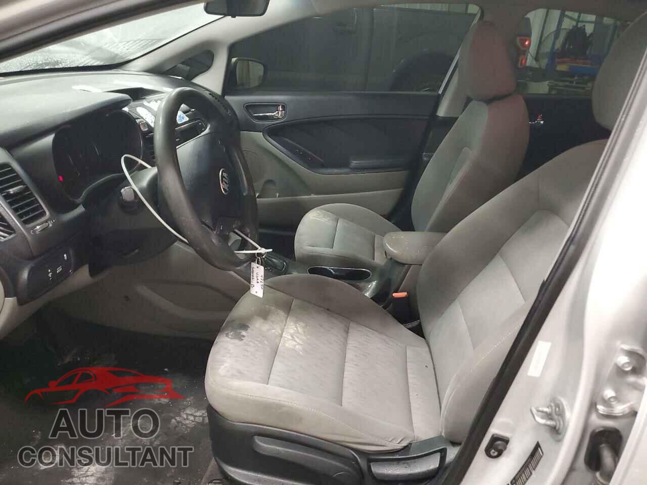 KIA FORTE 2015 - KNAFK4A60F5391657