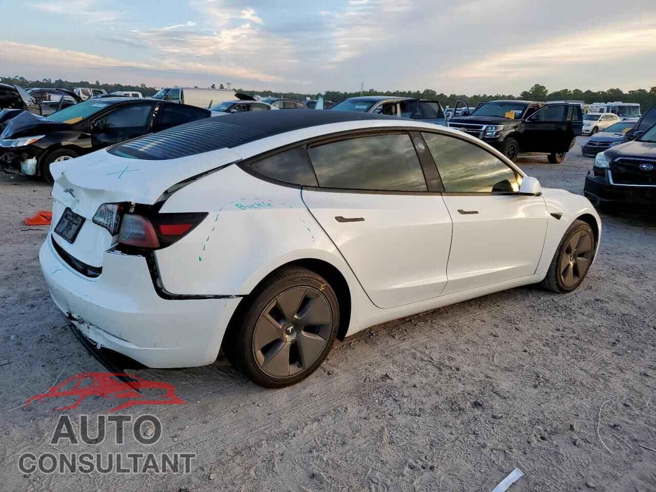 TESLA MODEL 3 2023 - 5YJ3E1EA8PF590482