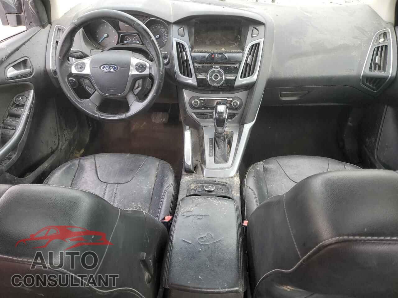 FORD FOCUS 2012 - 1FAHP3J2XCL335033
