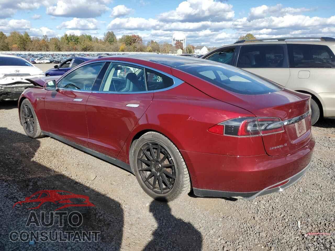 TESLA MODEL S 2012 - 5YJSA1DN8CFS00180