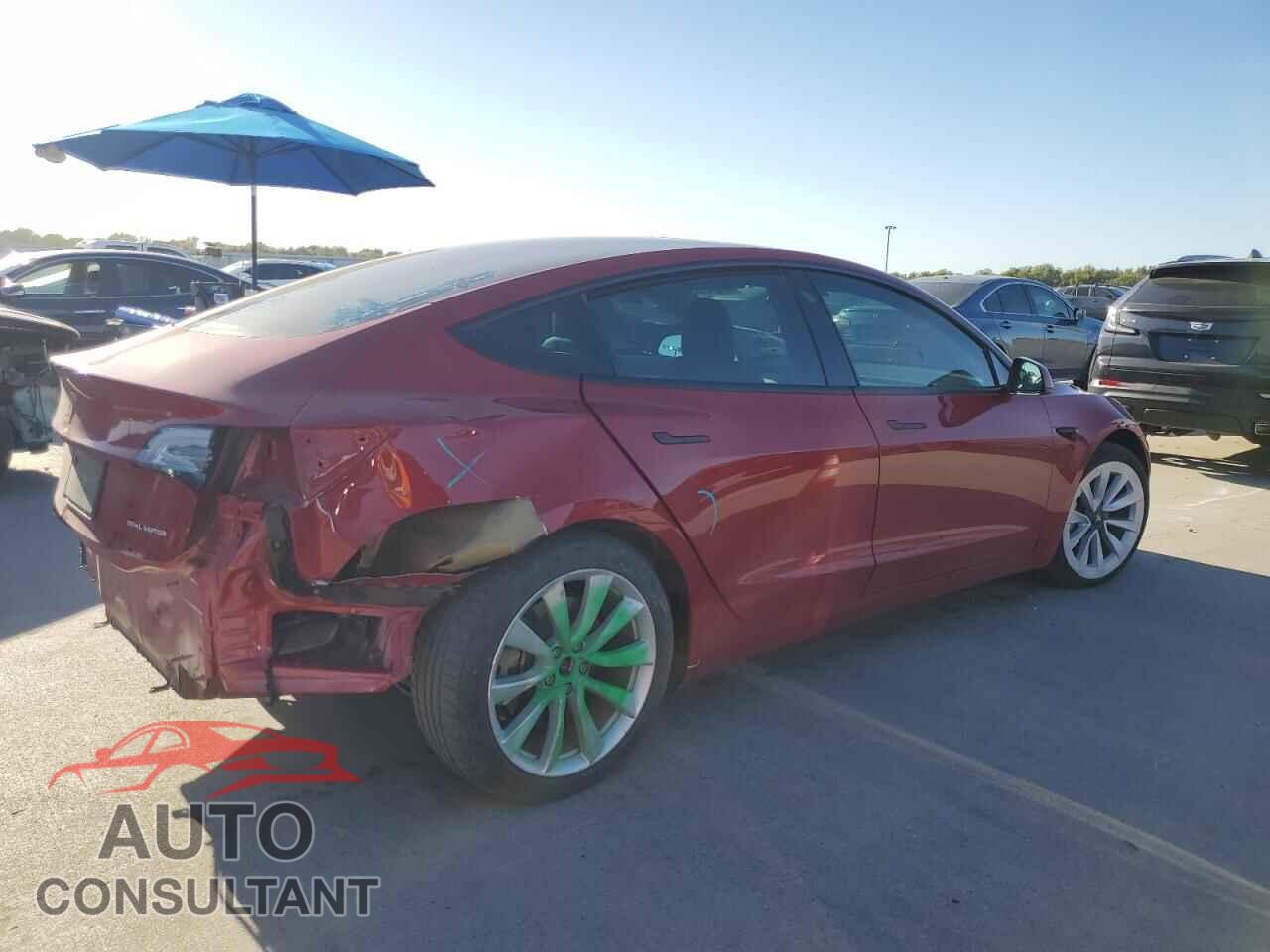 TESLA MODEL 3 2021 - 5YJ3E1EB1MF983583
