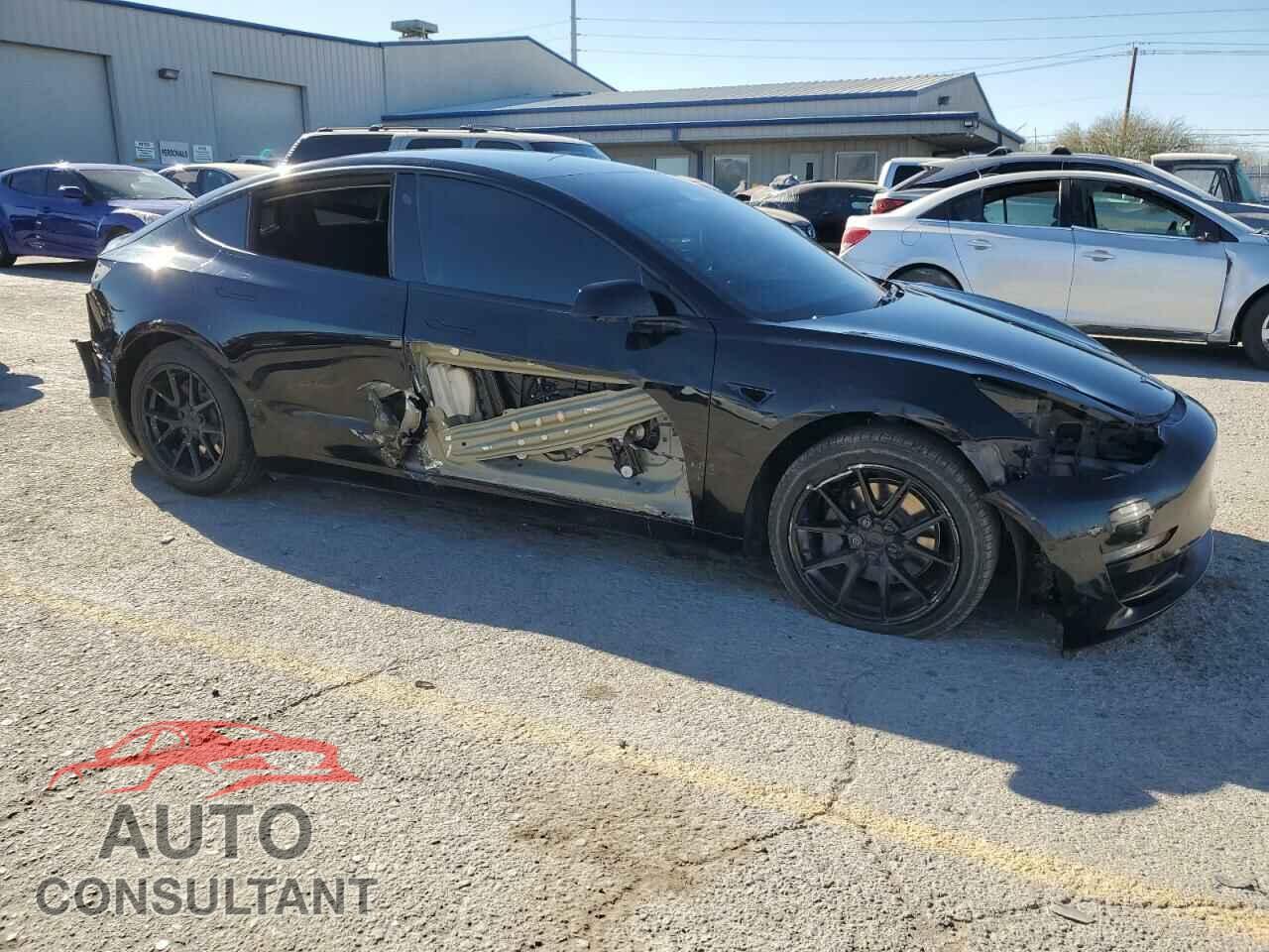 TESLA MODEL 3 2021 - 5YJ3E1EBXMF876712