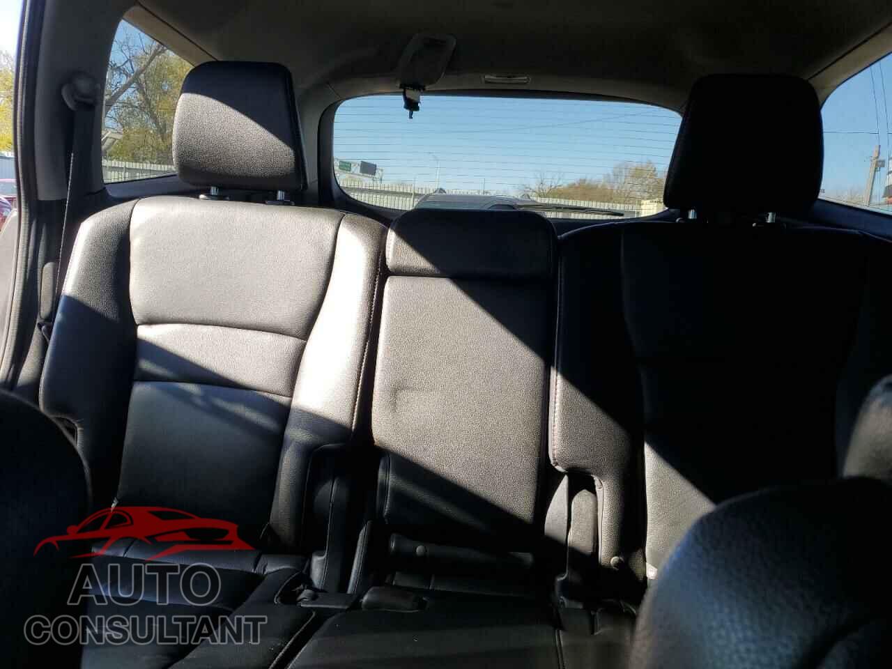 HONDA PILOT 2017 - 5FNYF6H92HB073620