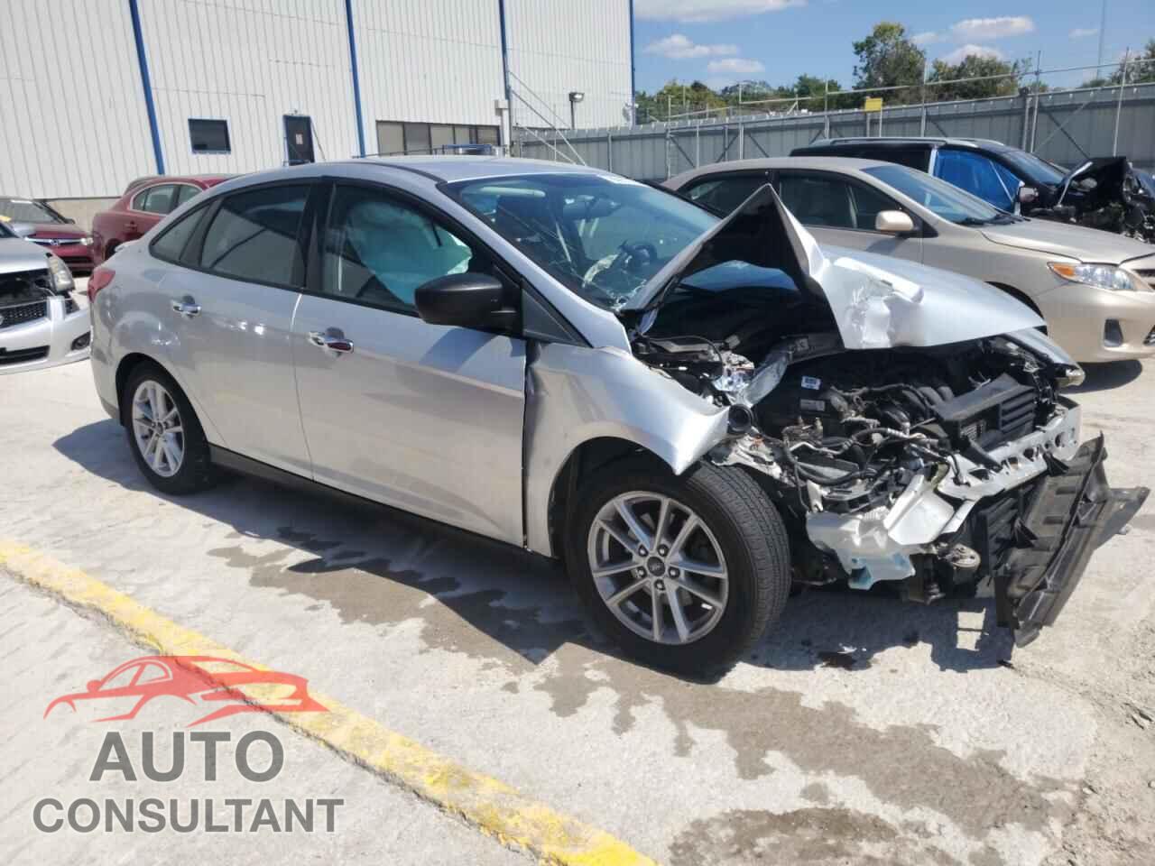 FORD FOCUS 2015 - 1FADP3E20FL366398