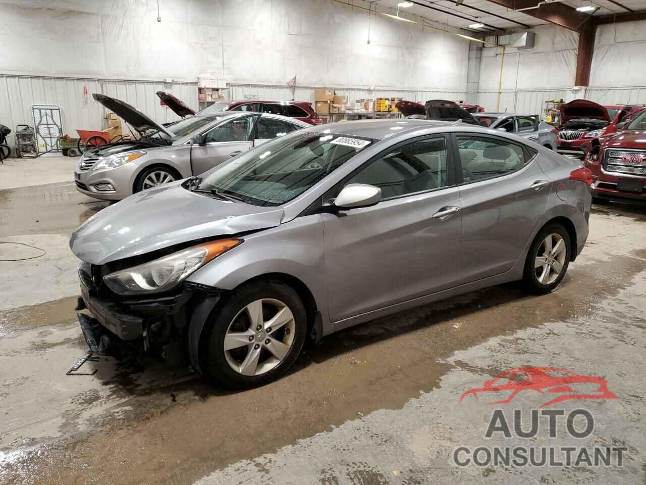 HYUNDAI ELANTRA 2013 - KMHDH4AE9DU520431