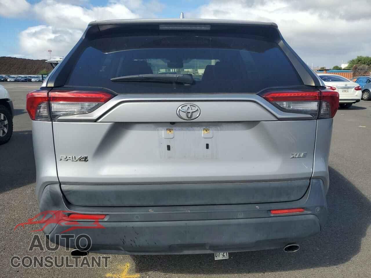 TOYOTA RAV4 2019 - JTMC1RFV6KD032433
