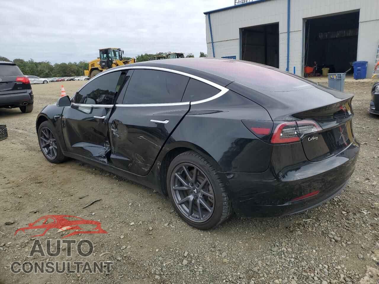 TESLA MODEL 3 2018 - 5YJ3E1EA9JF004945