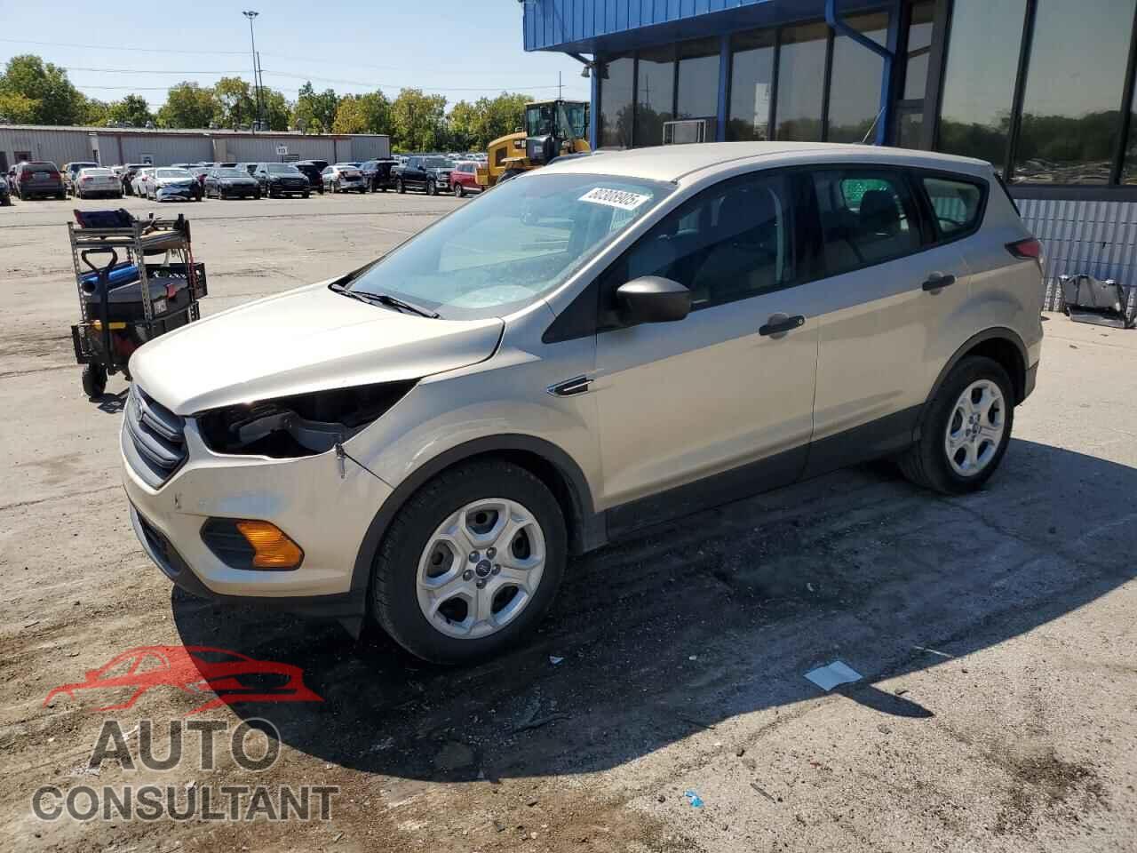 FORD ESCAPE 2017 - 1FMCU0F77HUB61841