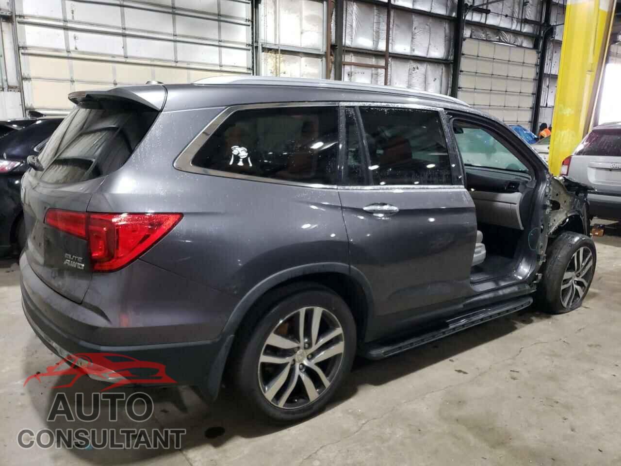 HONDA PILOT 2017 - 5FNYF6H02HB077720